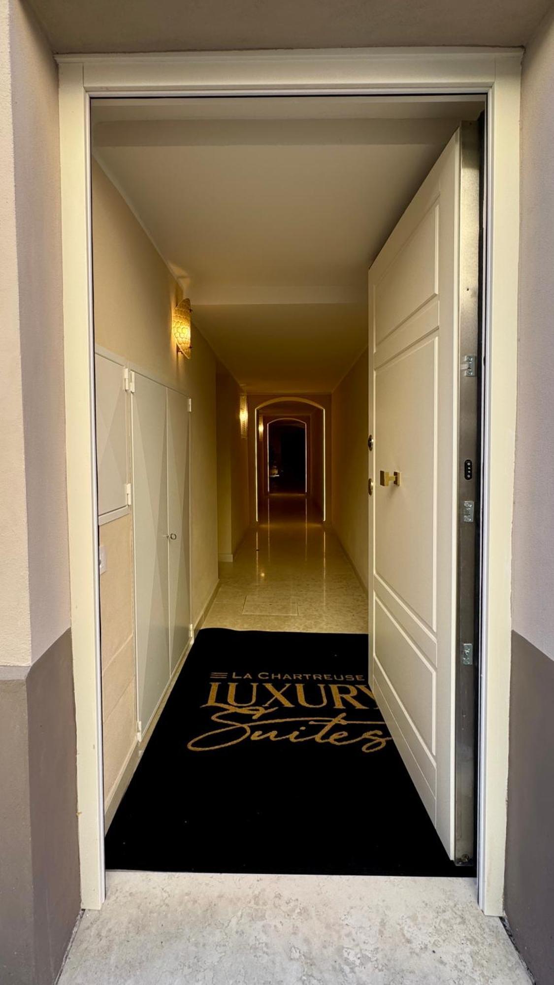 La Chartreuse Luxury Suites 파르마 외부 사진
